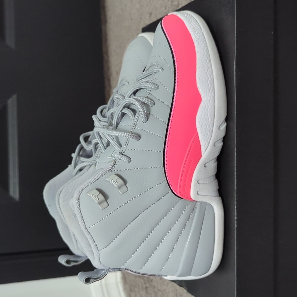 AIR JORDAN 12 RETRO